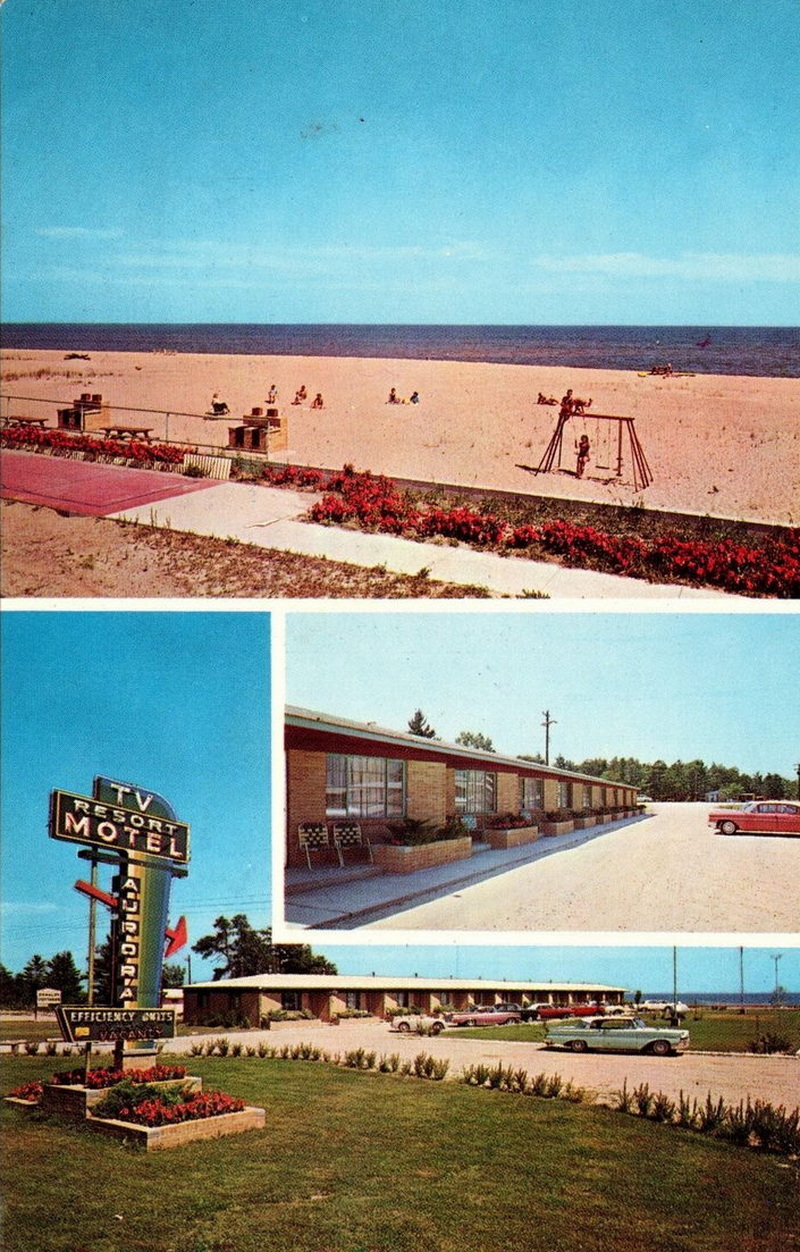 Aurora Resort Motel - Postcard (newer photo)